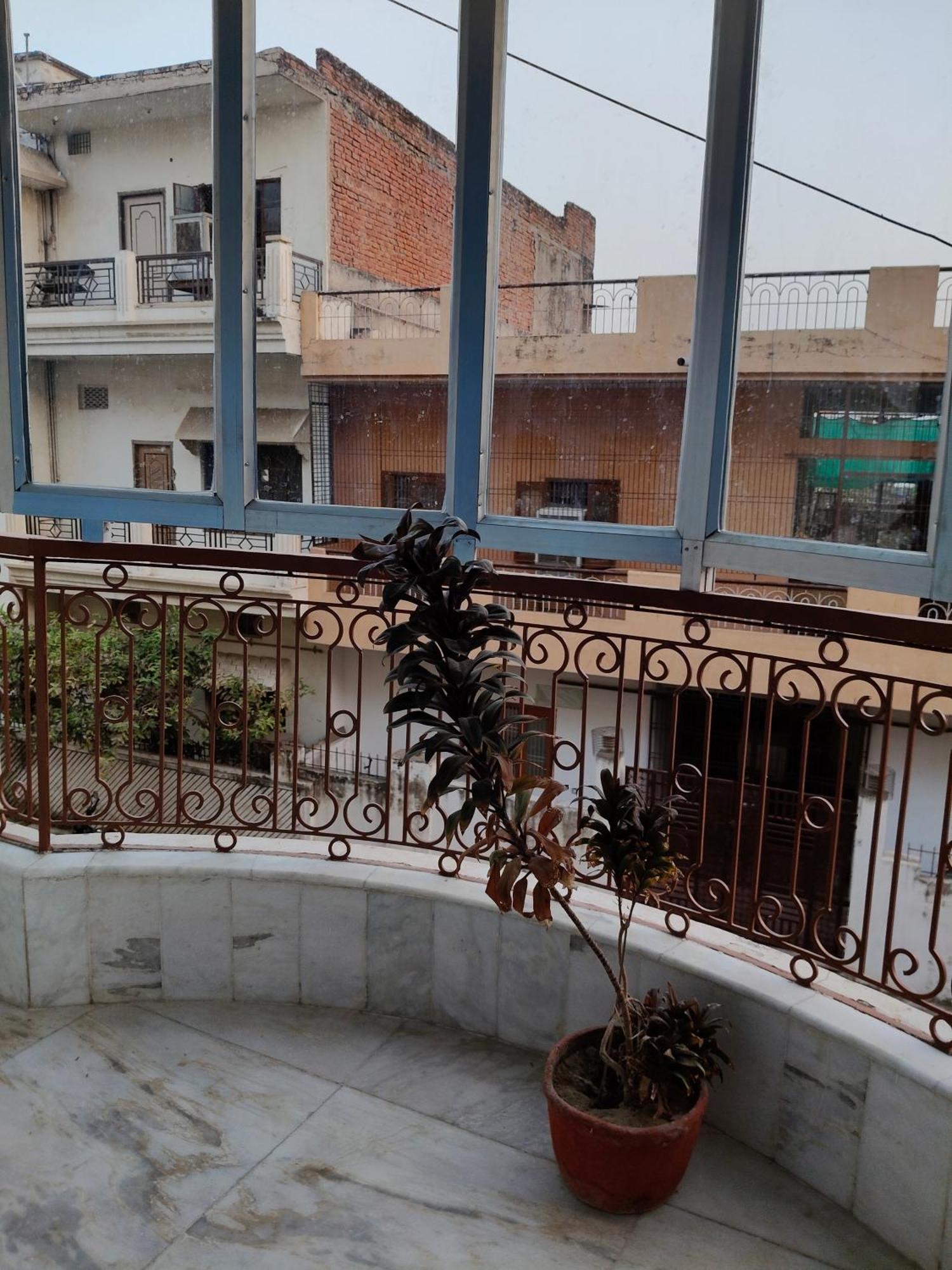 Kashivas - Spacious 2Bhk Near Assi Ghat 바라나시 외부 사진